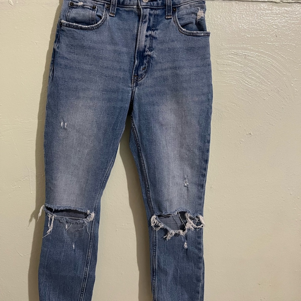 Abercrombie & Fitch the Skinny High Curve Love Blue Jeans with Distressed Knees